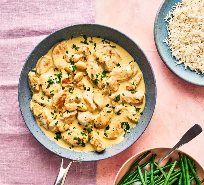 2022-09-23_GFO_WEBFamilyRecipes-OnePotGarlicChicken_05875_preview one pot garlic chicken