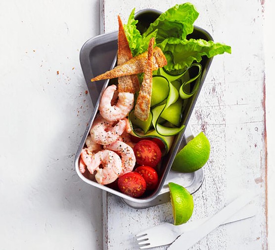 Lime prawn cocktail pitta salad